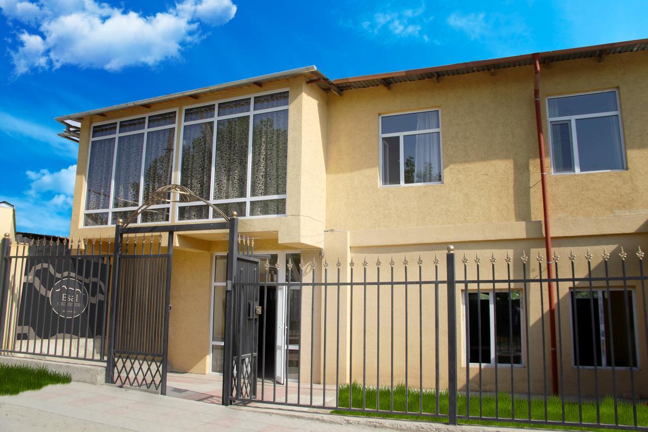 Hostel Esal Osh Εξωτερικό φωτογραφία